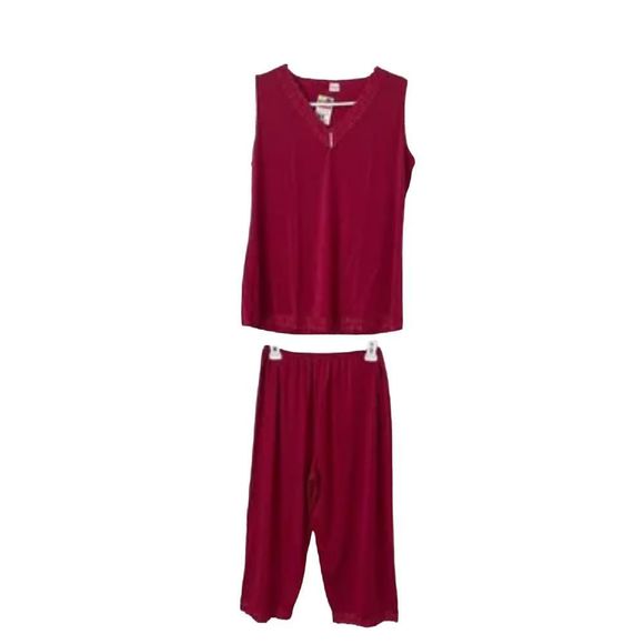 No Brand Other - Satiny and silky lightweight Pajama set